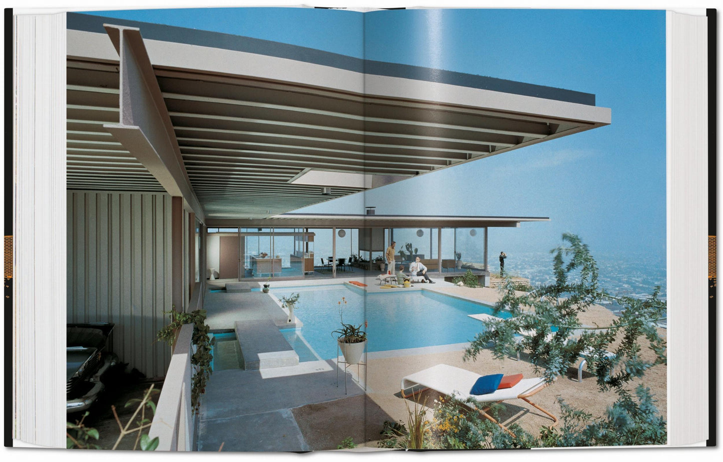 Case Study Houses. The Complete CSH Program 1945-1966. 45th Ed. (German, French, English)