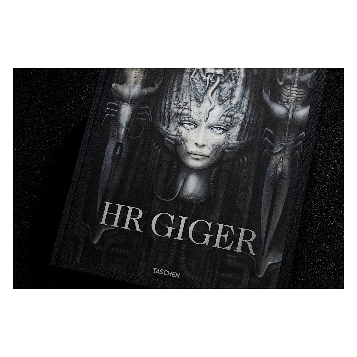 HR Giger (German, French, English)