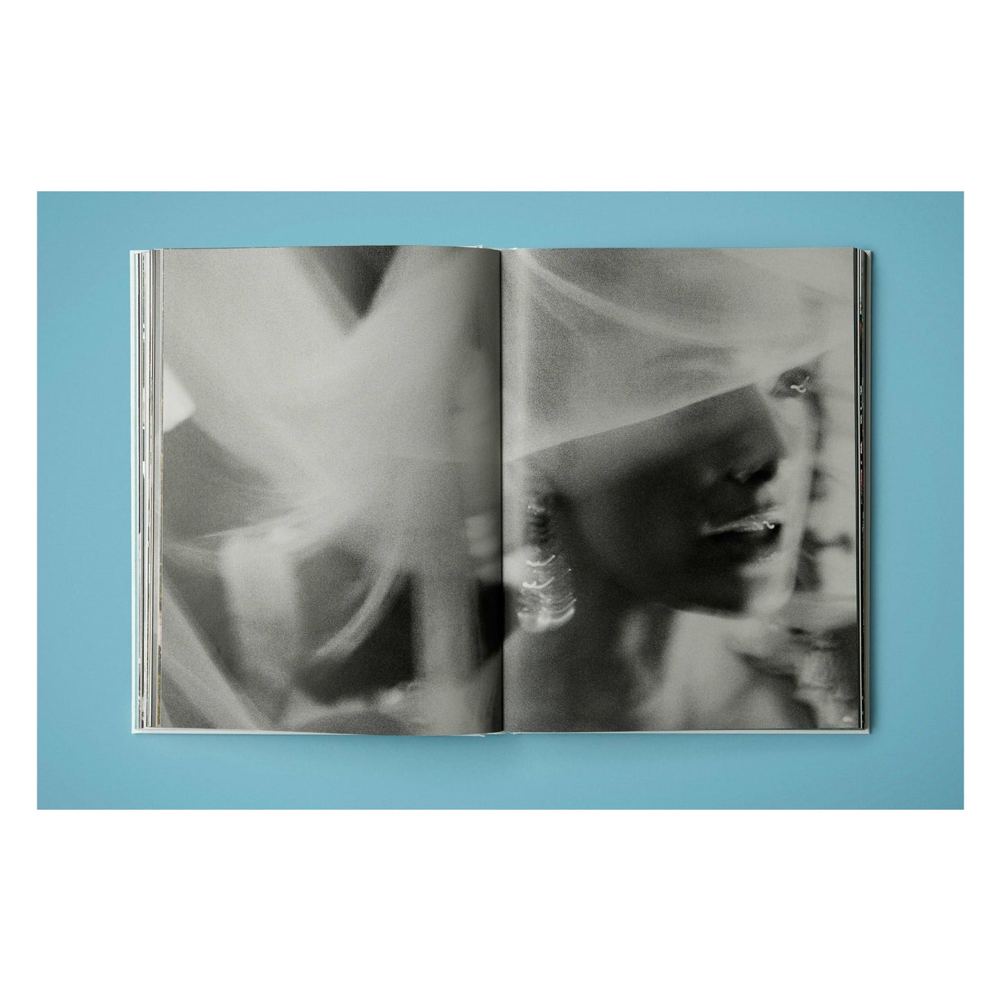 Mario Testino. I Love You, Art Edition No. 1-100 (German, French, English)