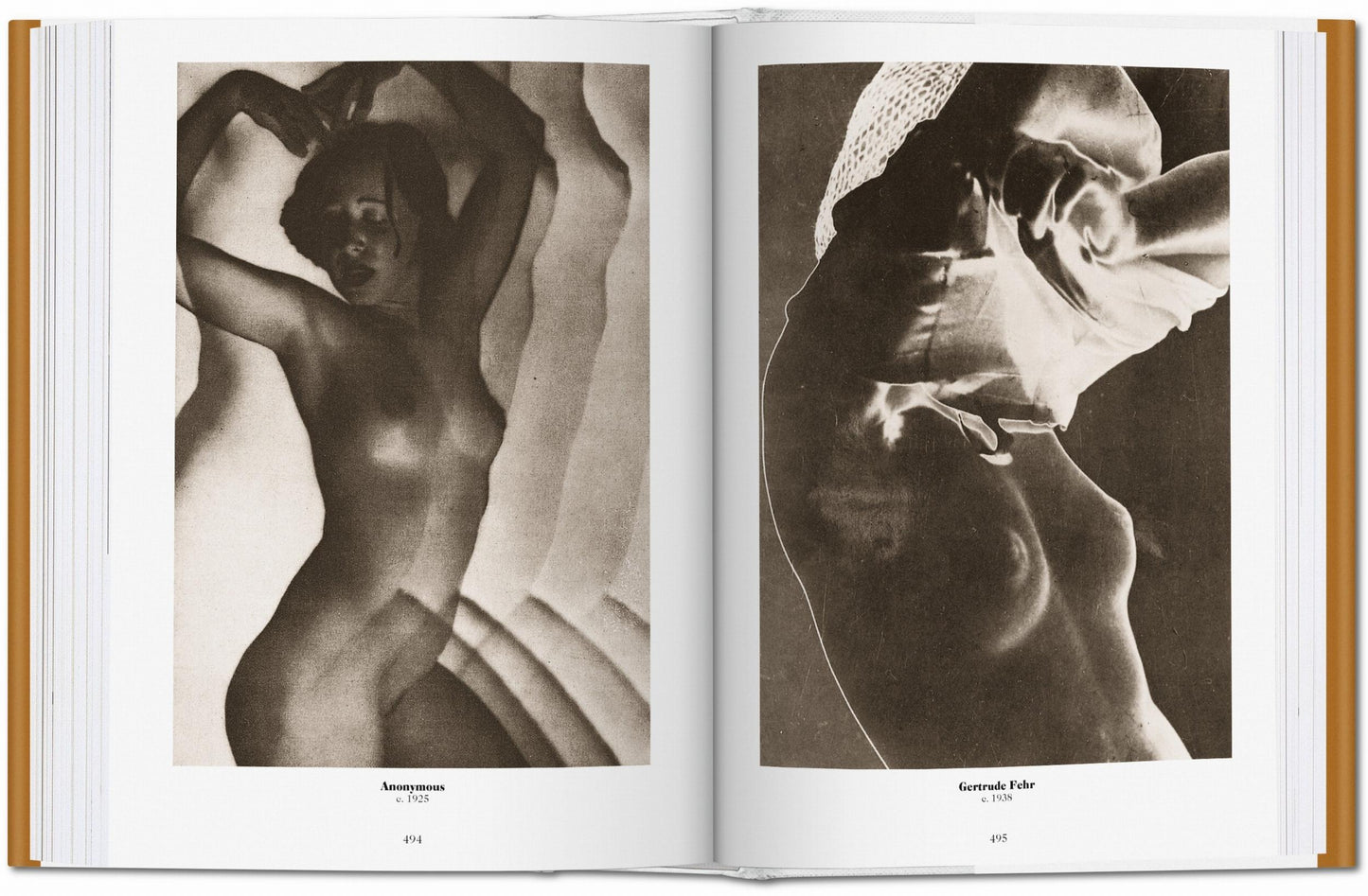 1000 Nudes. A History of Erotic Photography from 1839-1939 (German, French, English)