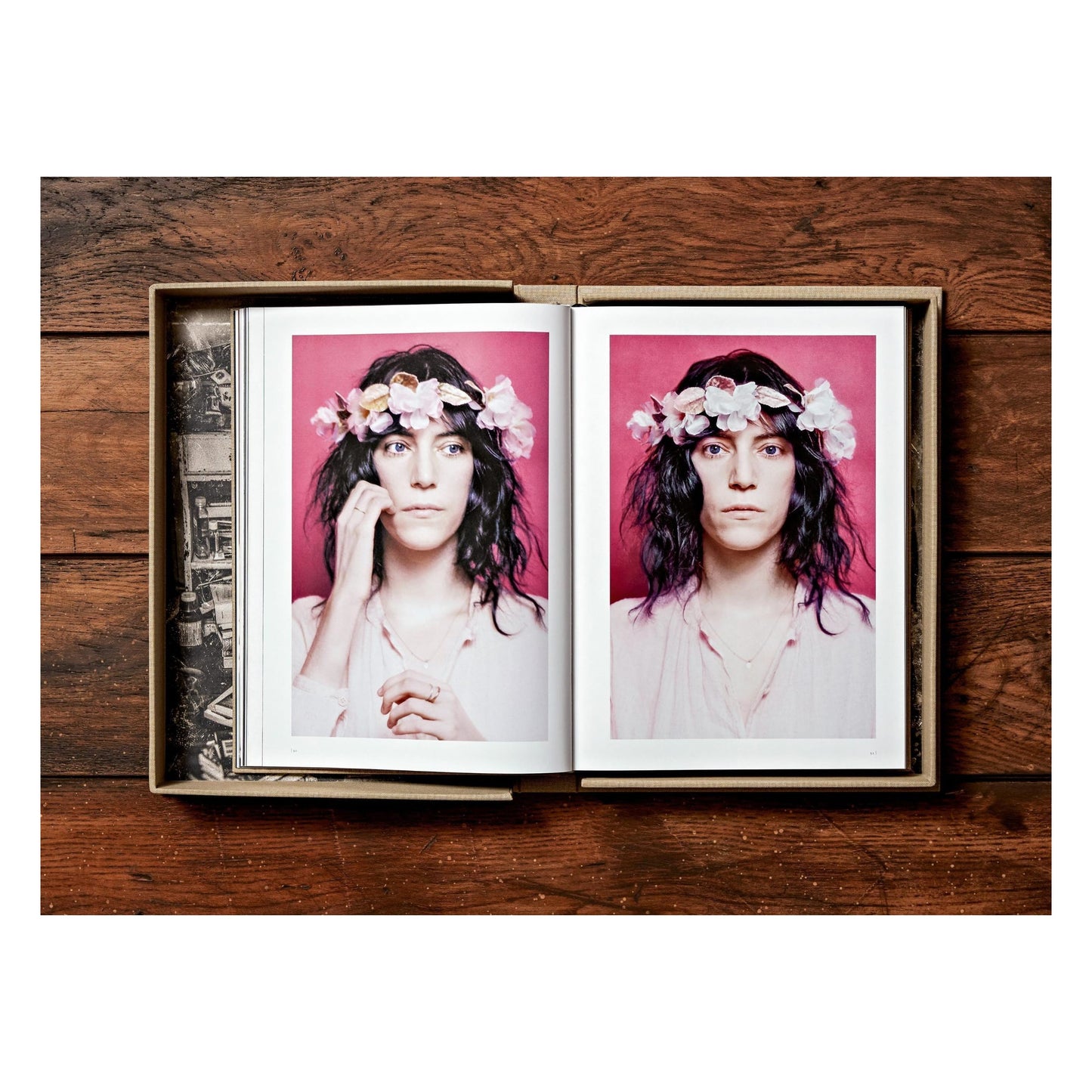 Lynn Goldsmith. Patti Smith. Before Easter After (English)