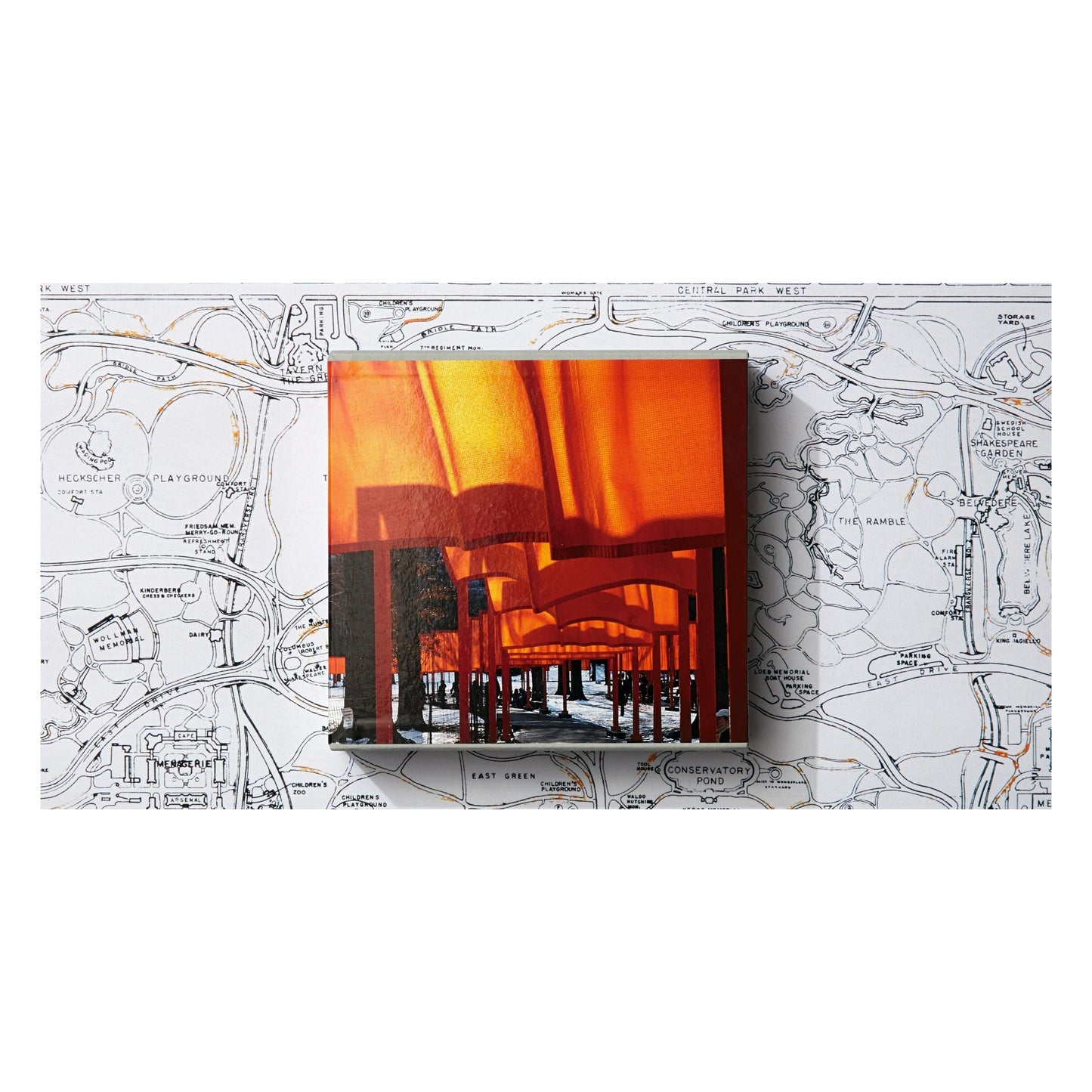 Christo and Jeanne-Claude. The Gates (English)