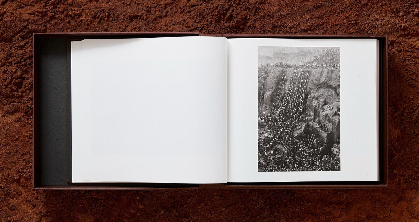 Sebastião Salgado. Gold, Art Edition, Brasil 1986 (English) (SA)