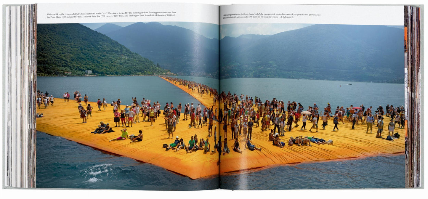 Christo and Jeanne-Claude. The Floating Piers (English, Italian) (AP)