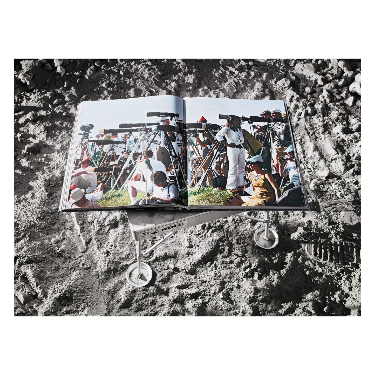 Norman Mailer, Marc Newson. MoonFire, Lunar Rock Edition No. 1,968 ‘NWA 4936’ (English)