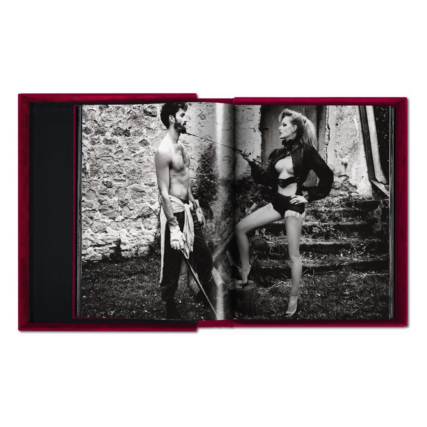 Ellen von Unwerth. The Story of Olga. Art Edition No. 126–250 ‘Widow’ (German, French, English)