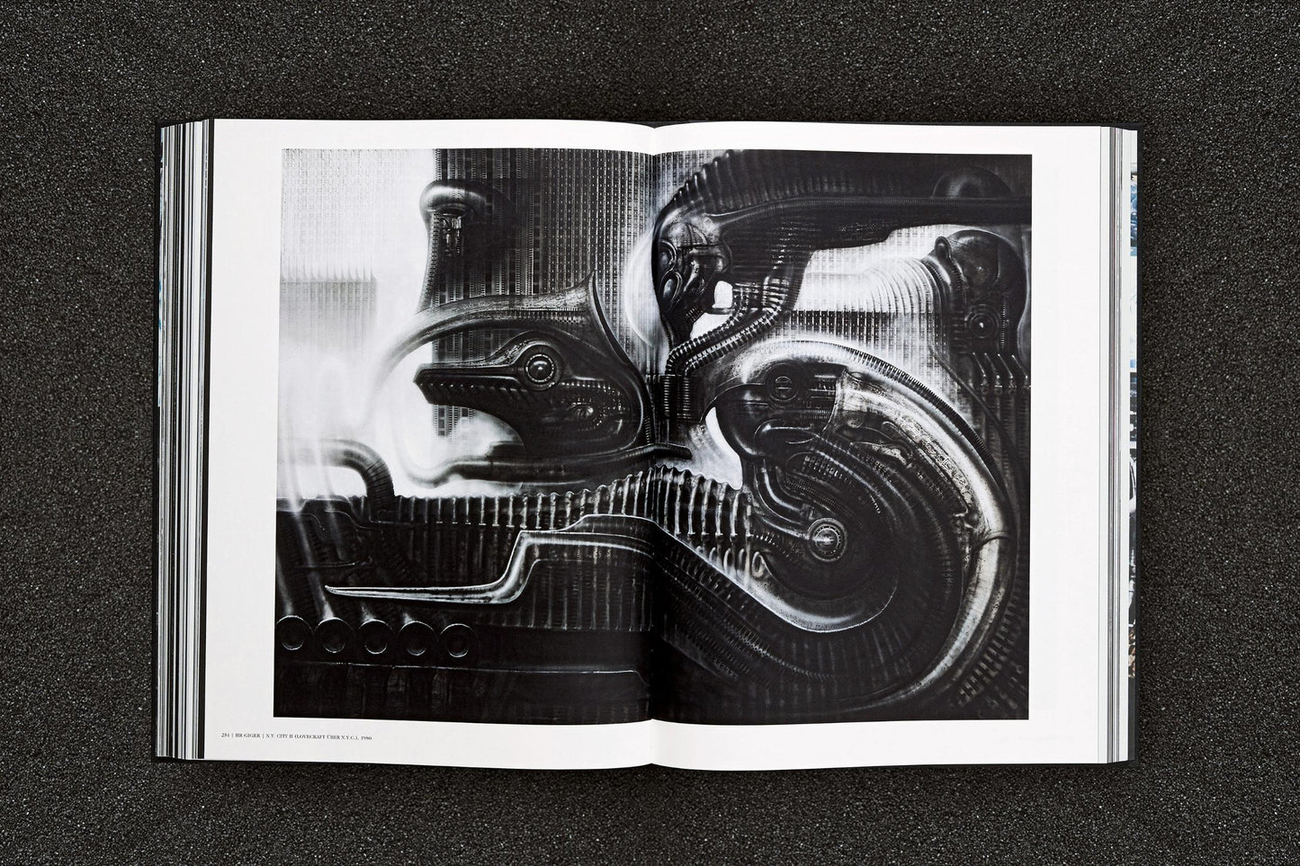 HR Giger. Art Edition No. 101–200 ‘Relief’ (German, French, English)