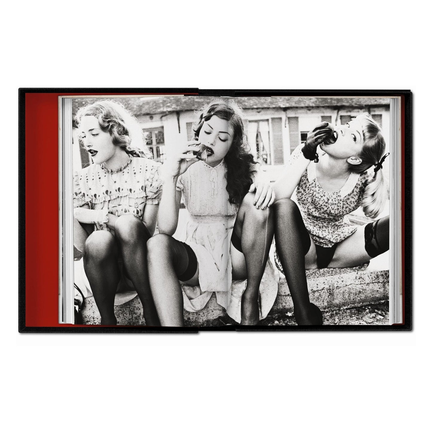 Ellen von Unwerth. Fräulein, Art Edition No. 1–100 ‘Peaches’ (German, French, English)