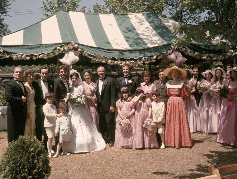 Steve Schapiro. The Godfather (German, French, English) (SA)