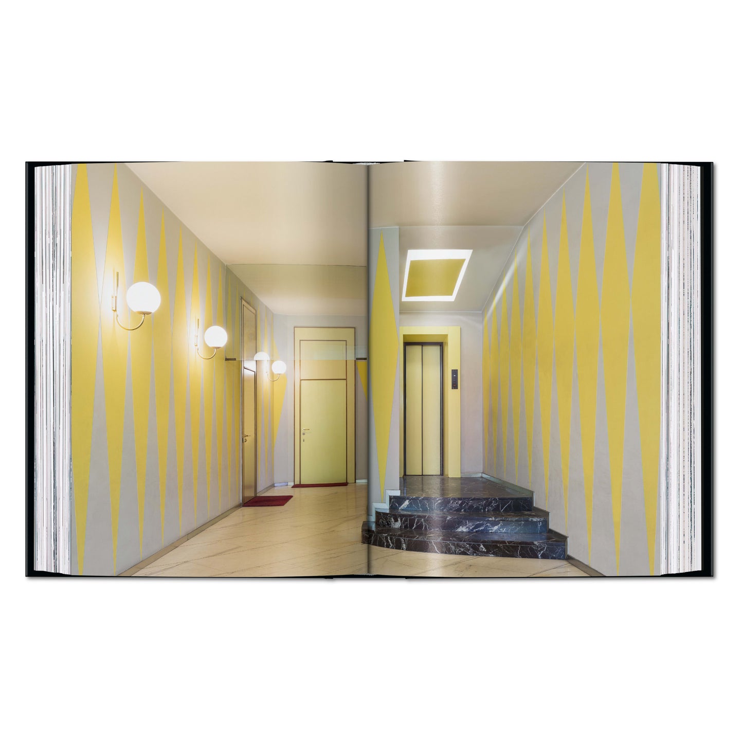 Entryways of Milan. Ingressi di Milano. 45th Ed. (English, Italian)