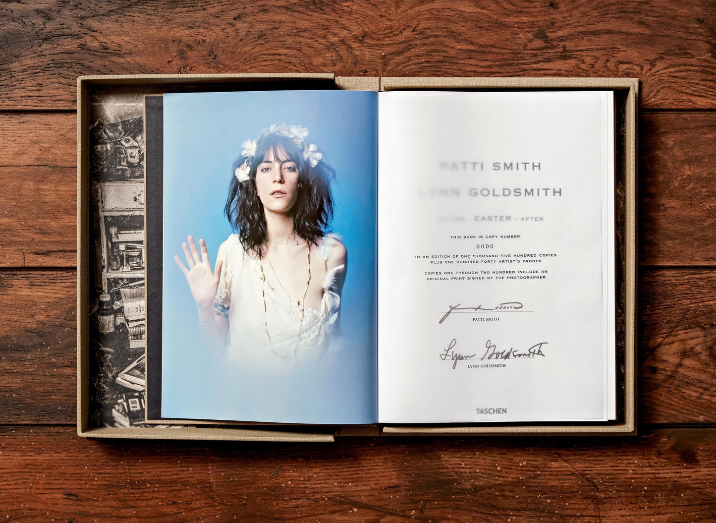 Lynn Goldsmith. Patti Smith. Before Easter After. Art Edition No. 1–100, ‘NYC, 1977’ (English) (SA)