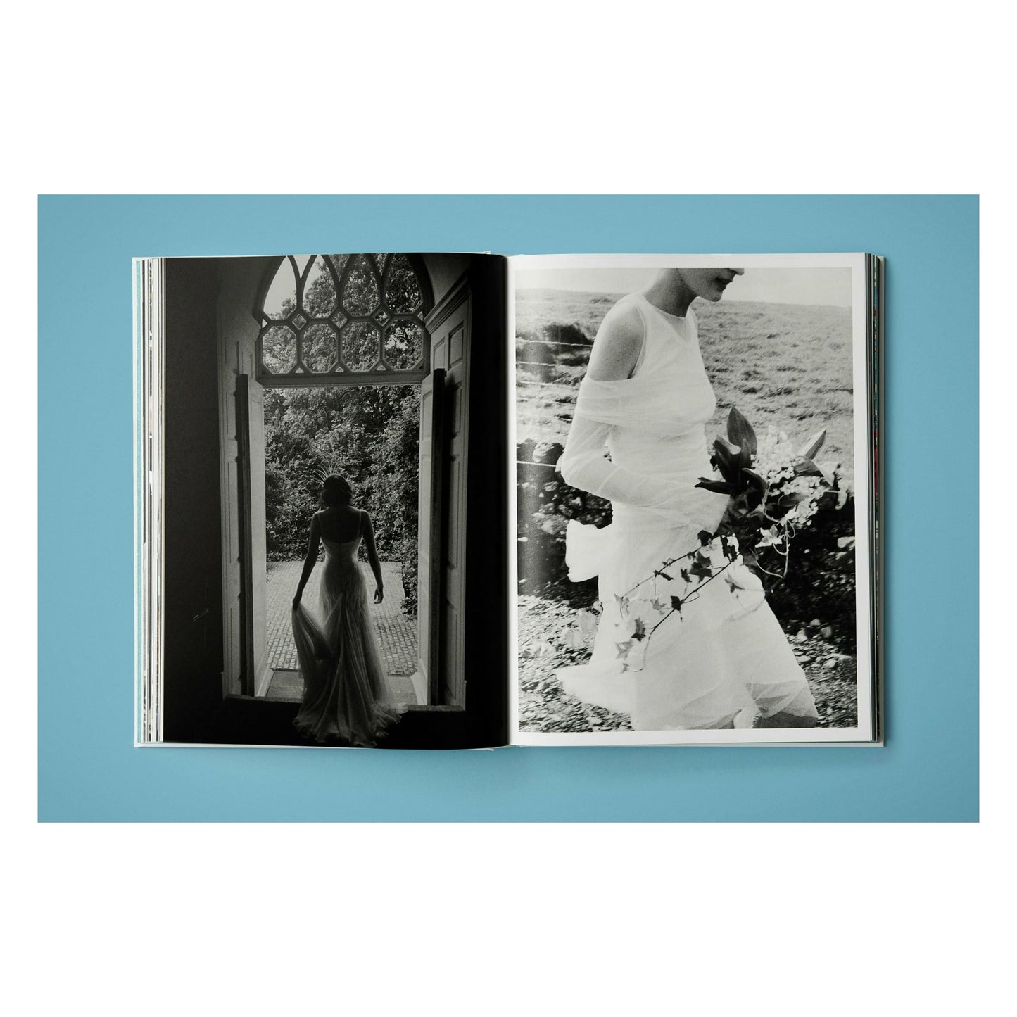 Mario Testino. I Love You, Art Edition No. 1-100 (German, French, English) (AP)