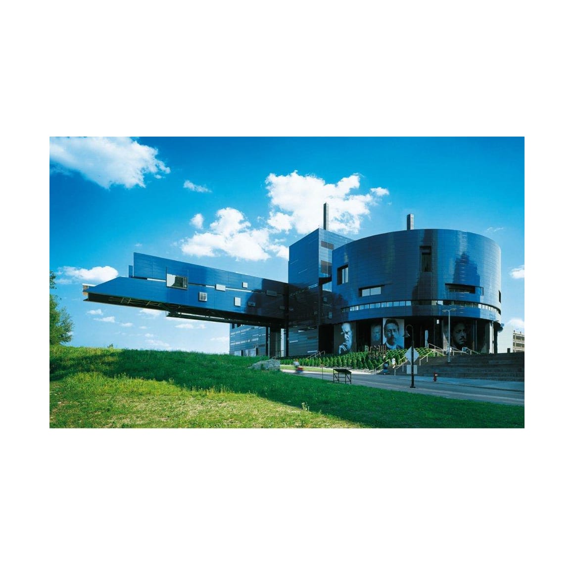 Jean Nouvel. Complete Works 1970-2008 (German, French, English) (SA)
