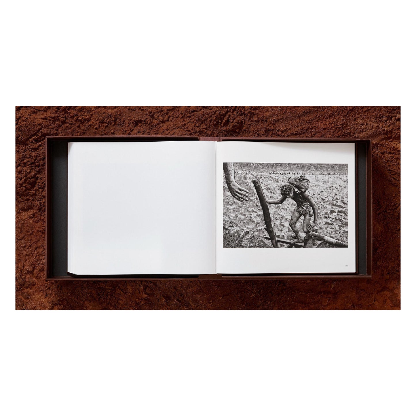 Sebastião Salgado. Gold, Art Edition, Brasil 1986 (English) (AP)