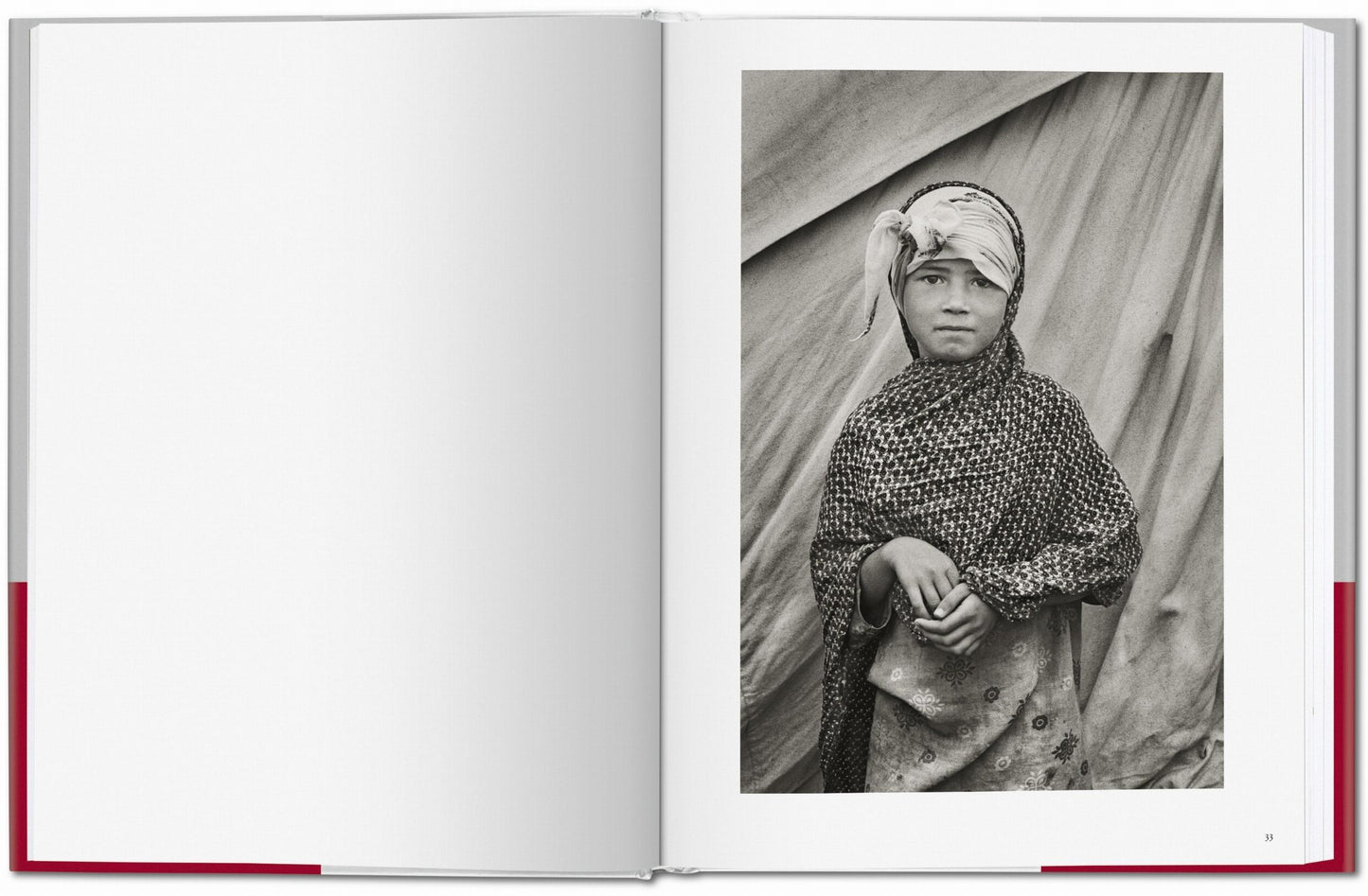 Sebastião Salgado. Children (German, French, English)