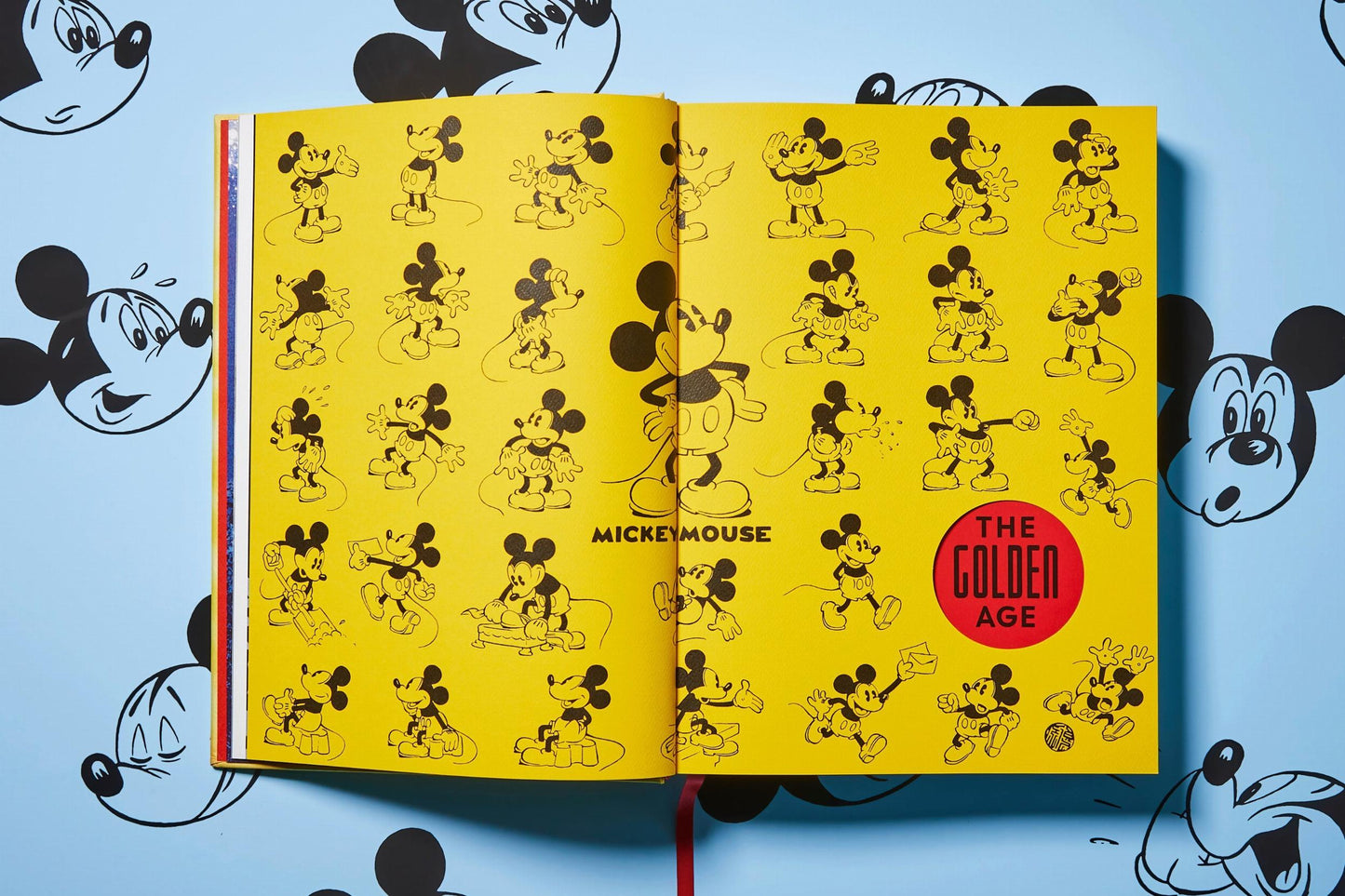 Walt Disney's Mickey Mouse. The Ultimate History (English)