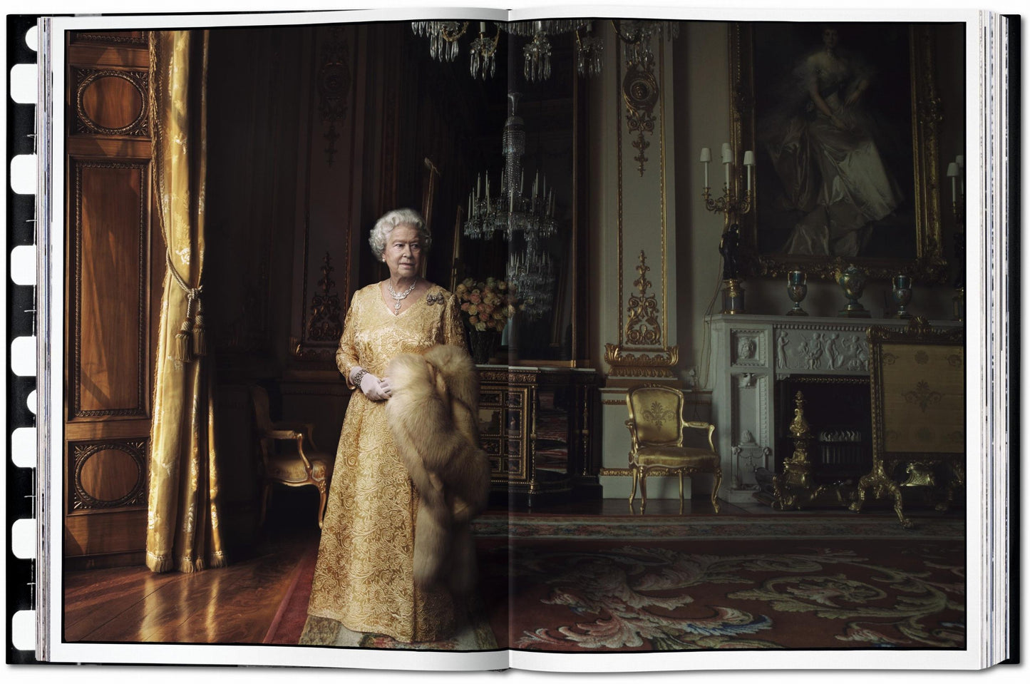 Annie Leibovitz, with dustjacket David Byrne