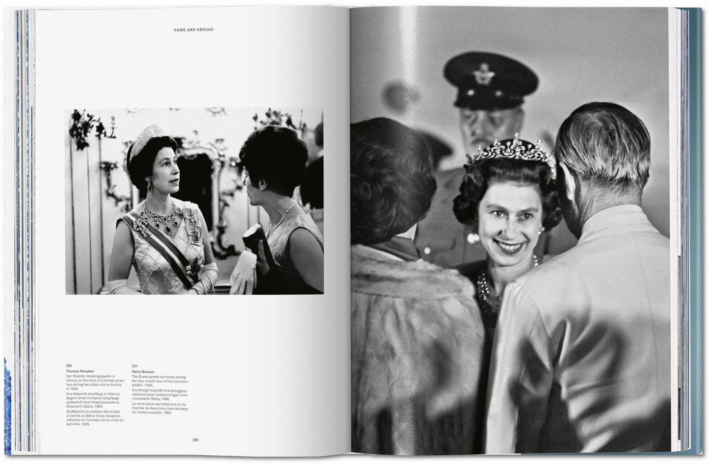 Her Majesty. A Photographic History 1926–2022 (German, French, English)