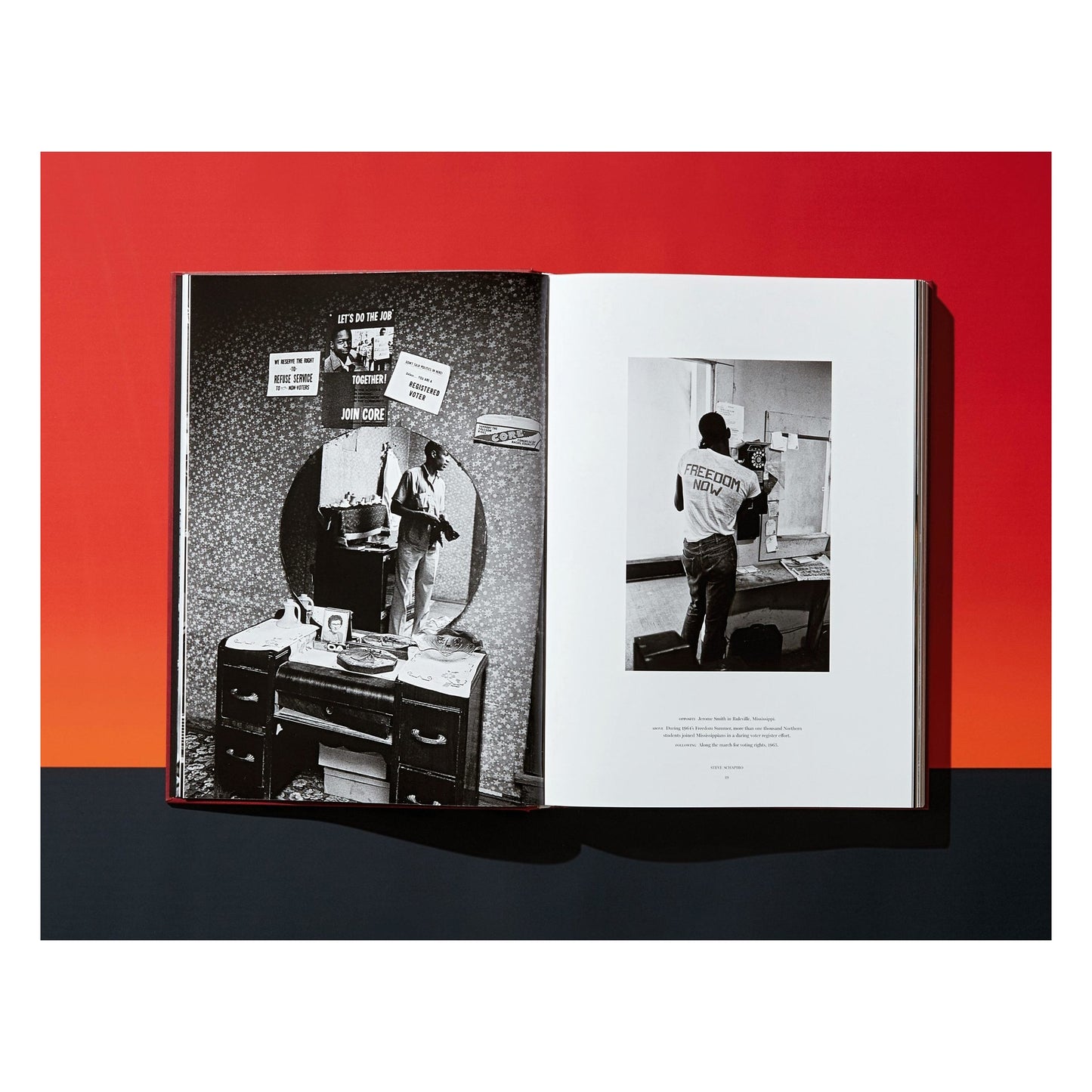 James Baldwin. The Fire Next Time, Art Edition No. 1–50, Steve Schapiro ‘Martin Luther King Jr.’ (English) (AP)