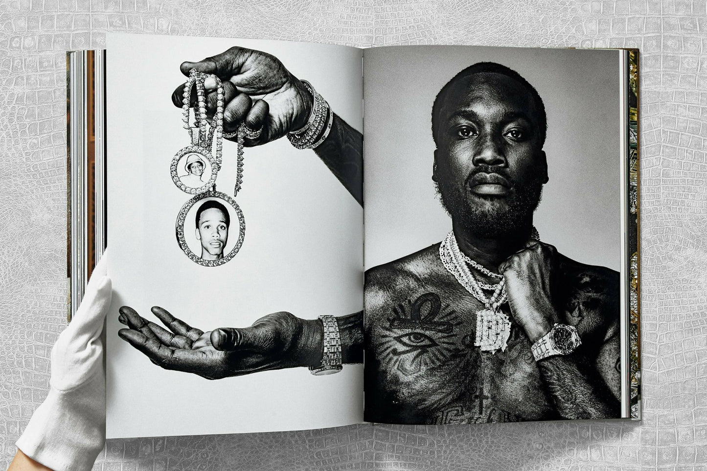 Ice Cold. A Hip-Hop Jewelry History (German, French, English)