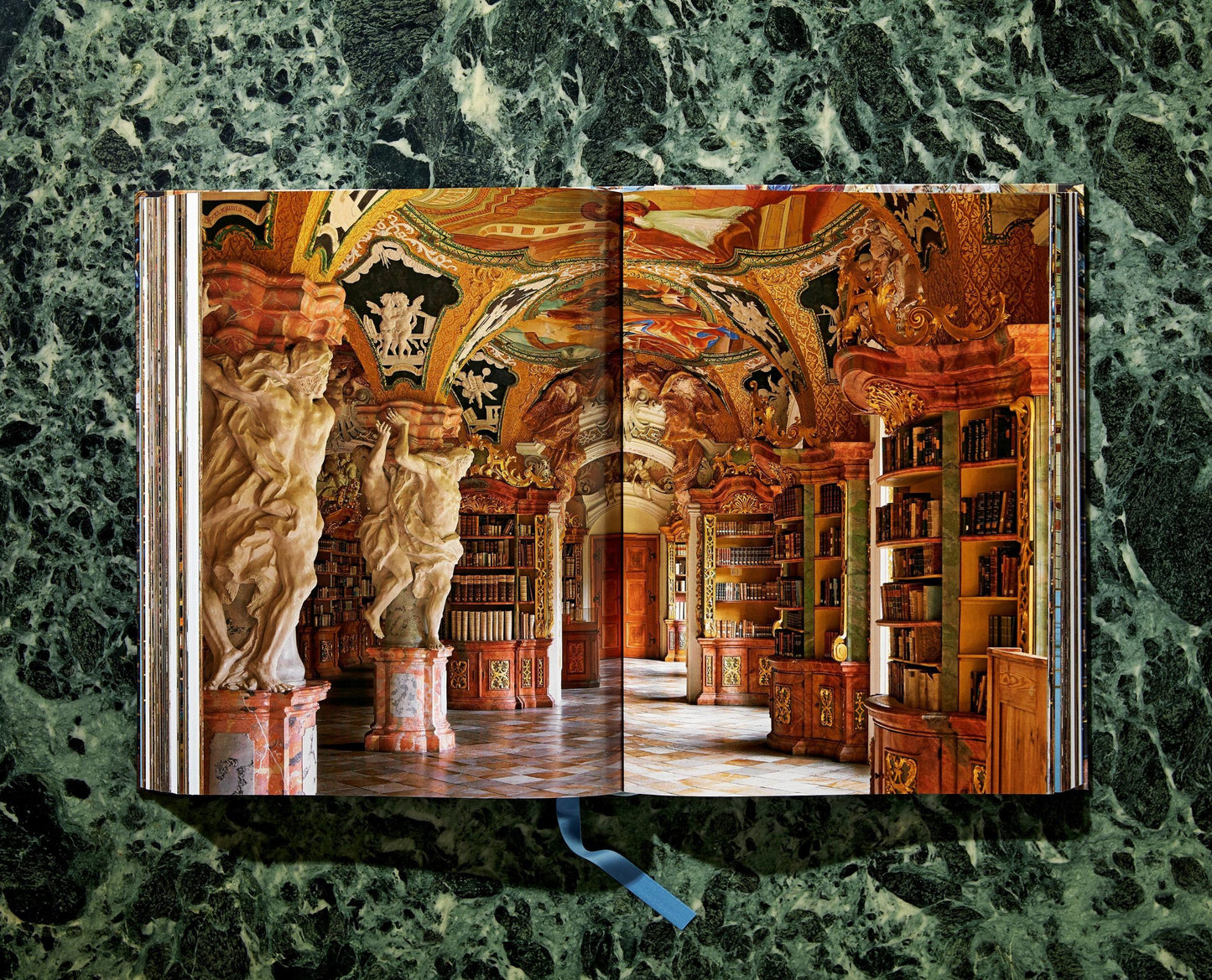 Massimo Listri. The World’s Most Beautiful Libraries (German, French, English)