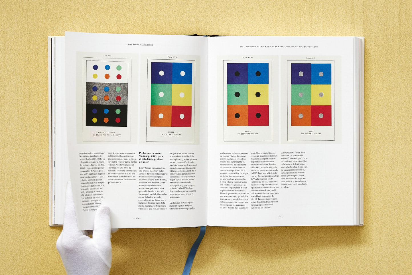 The Book of Colour Concepts (German, Spanish, French, English)