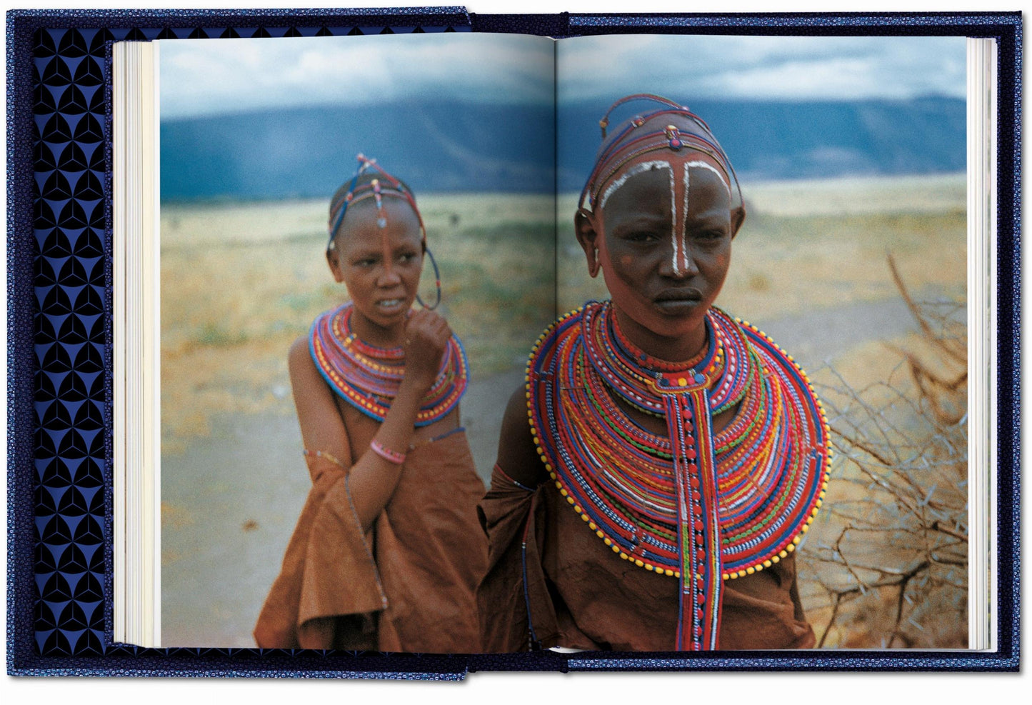 Leni Riefenstahl. Africa (German, French, English)