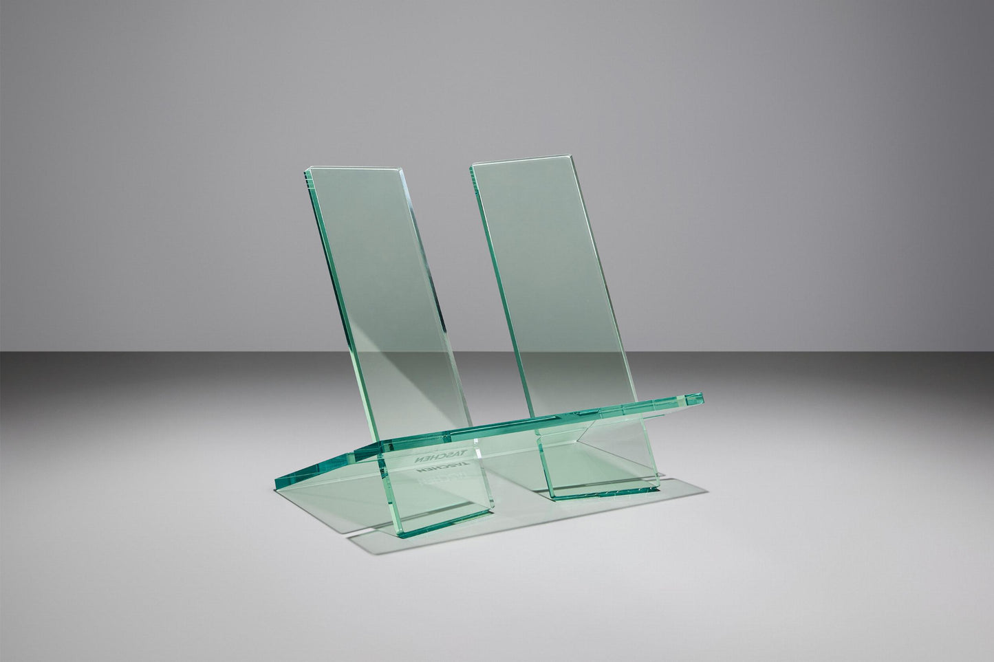 Bookstand. Medium. Crystal Green