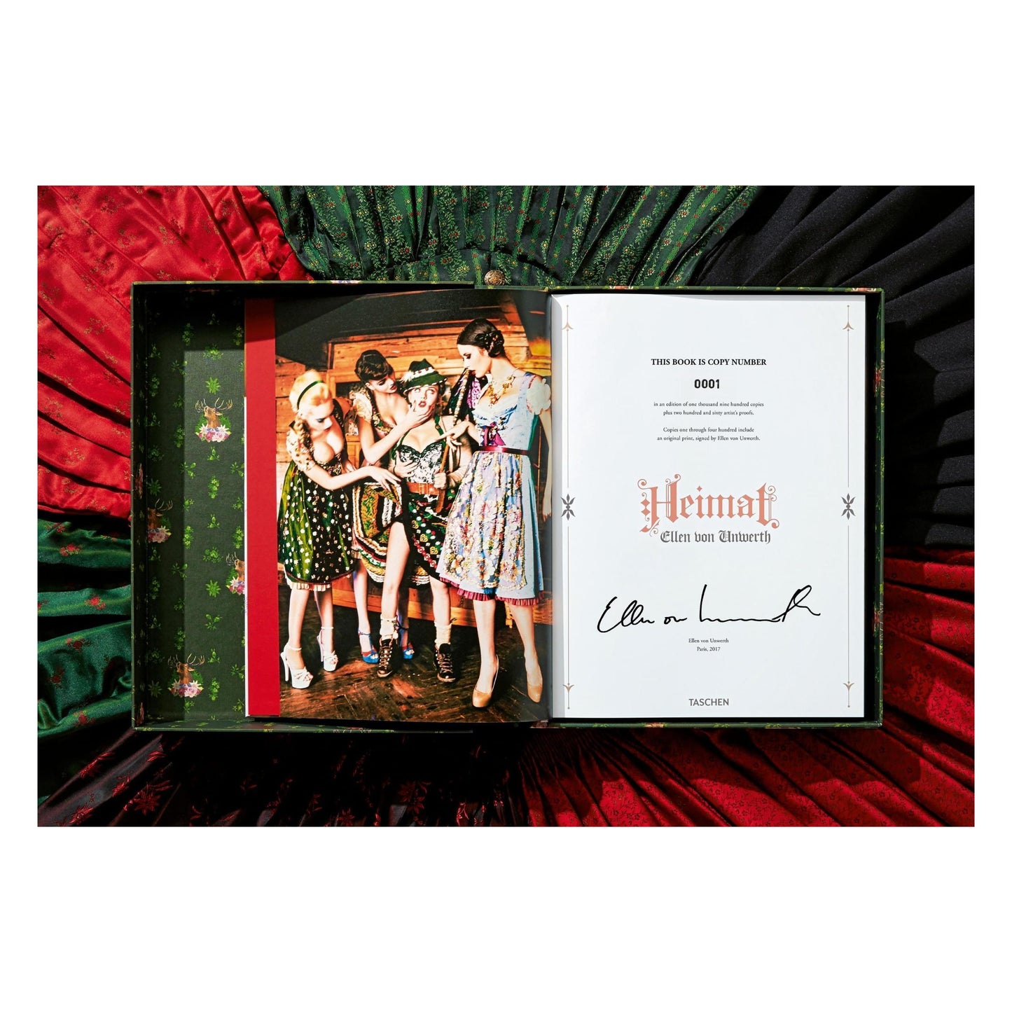 Ellen von Unwerth. Heimat. Art Edition No. 101–200 ‘The Cooks’ (German, French, English)