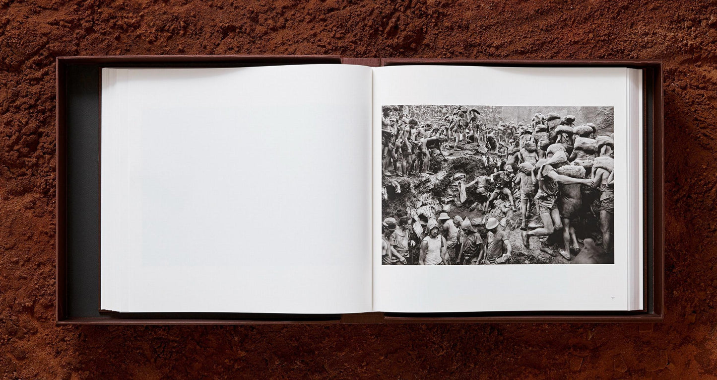 Sebastião Salgado. Gold, Art Edition, ‘Brasil, 1986’ (English)