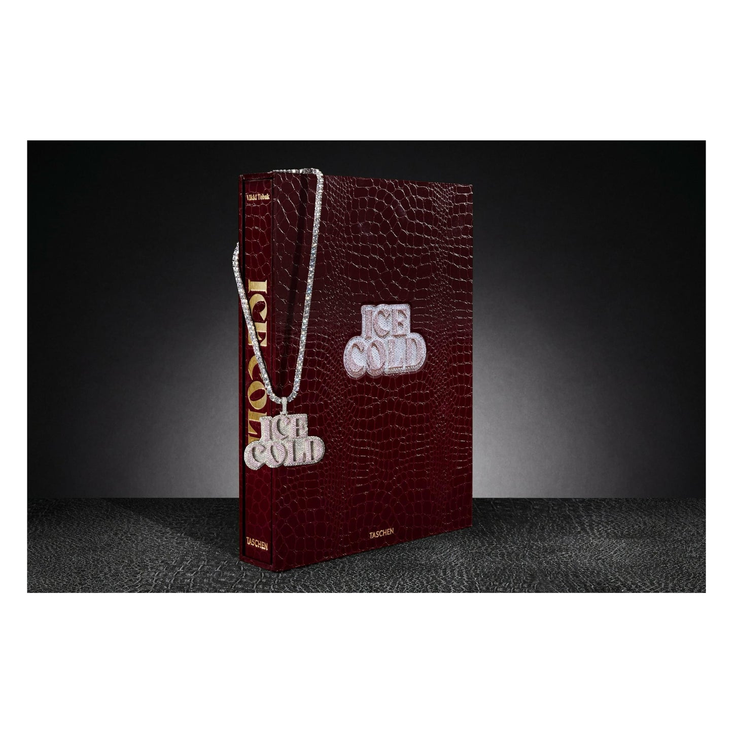 Ice Cold. Jewelry Edition (No. 1–25) (English) (AP)