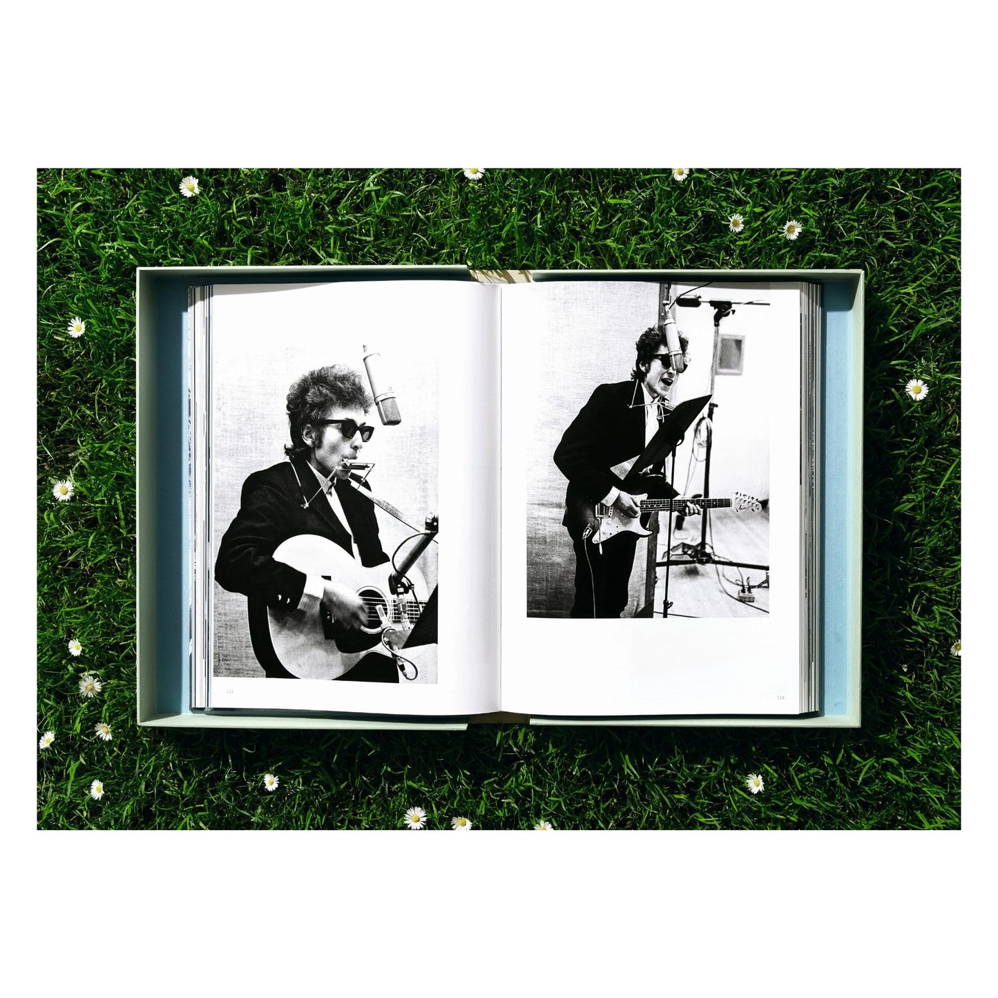 Daniel Kramer. Bob Dylan. A Year and a Day (German, French, English)