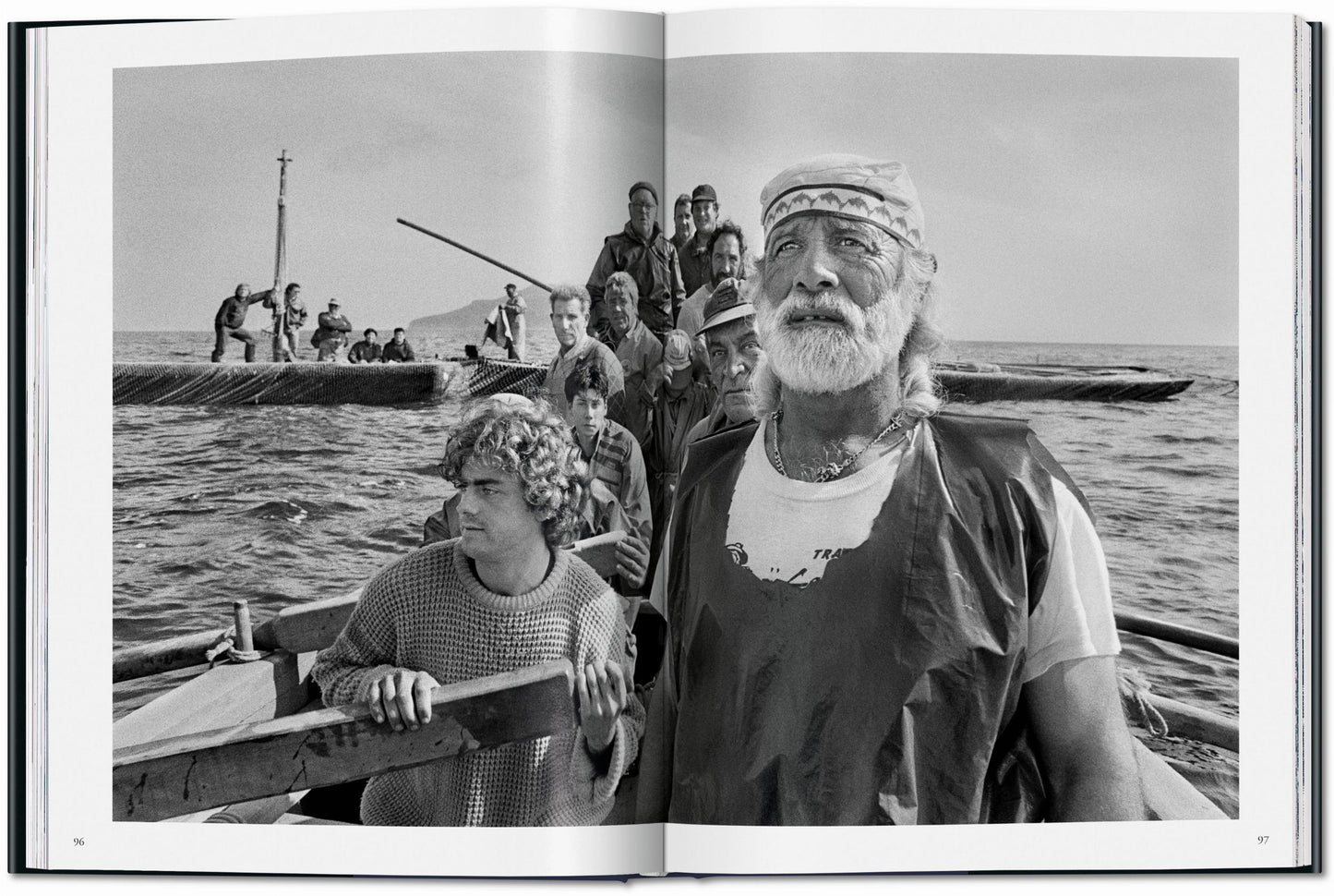 Sebastião Salgado. Trabajadores. Una arqueología de la era industrial (Spanish)