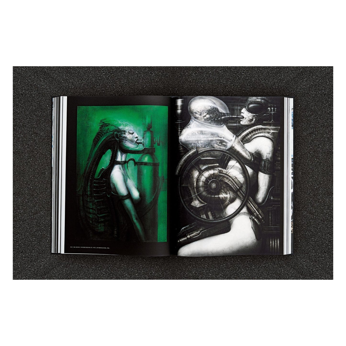 HR Giger (German, French, English)