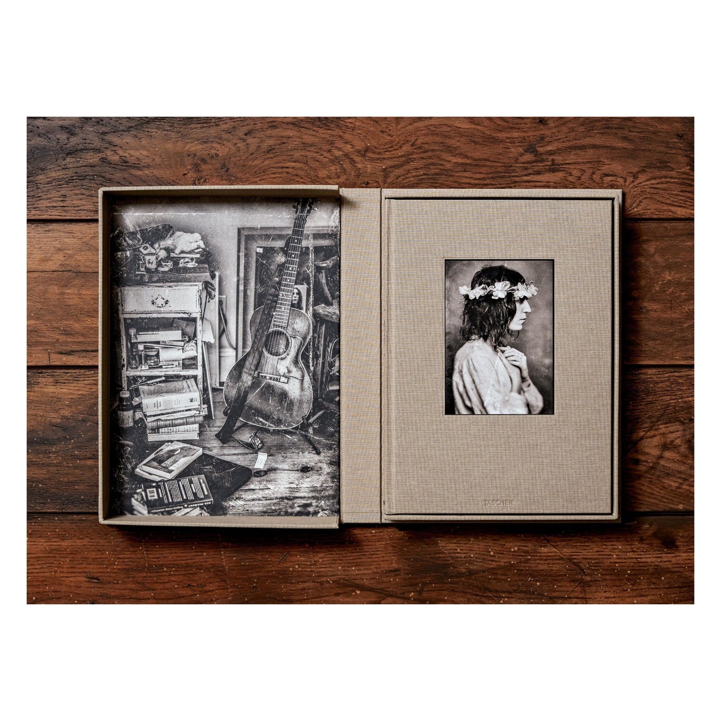 Lynn Goldsmith. Patti Smith. Before Easter After (English) (SA)