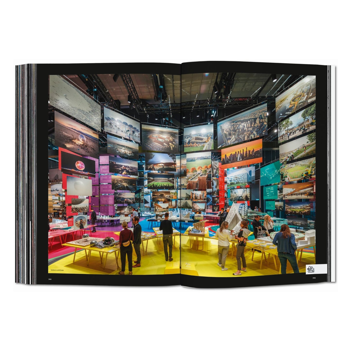 BIG. Formgiving. An Architectural Future History (English)