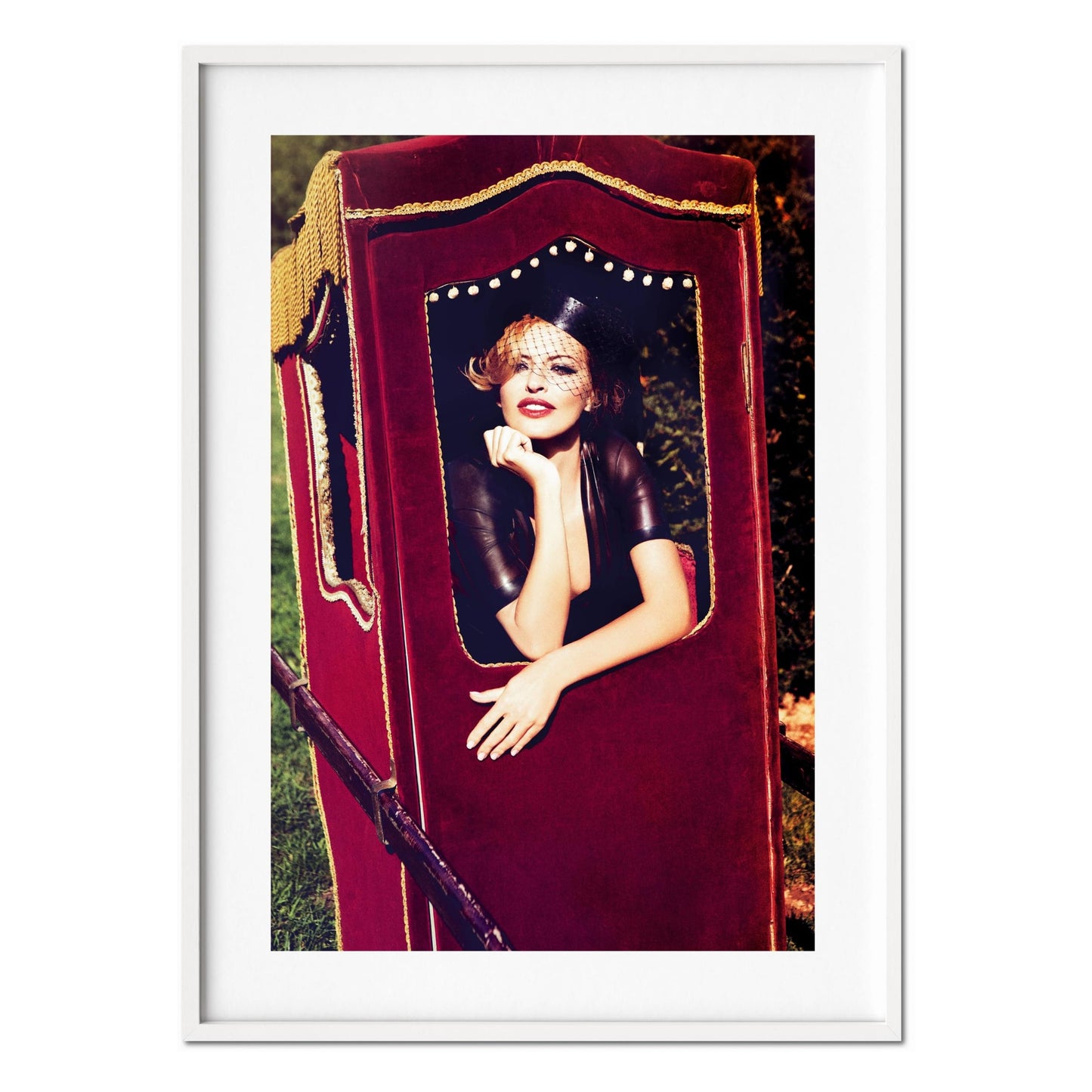 Ellen von Unwerth. The Story of Olga. Art Edition No. 126–250 ‘Widow’ (German, French, English)