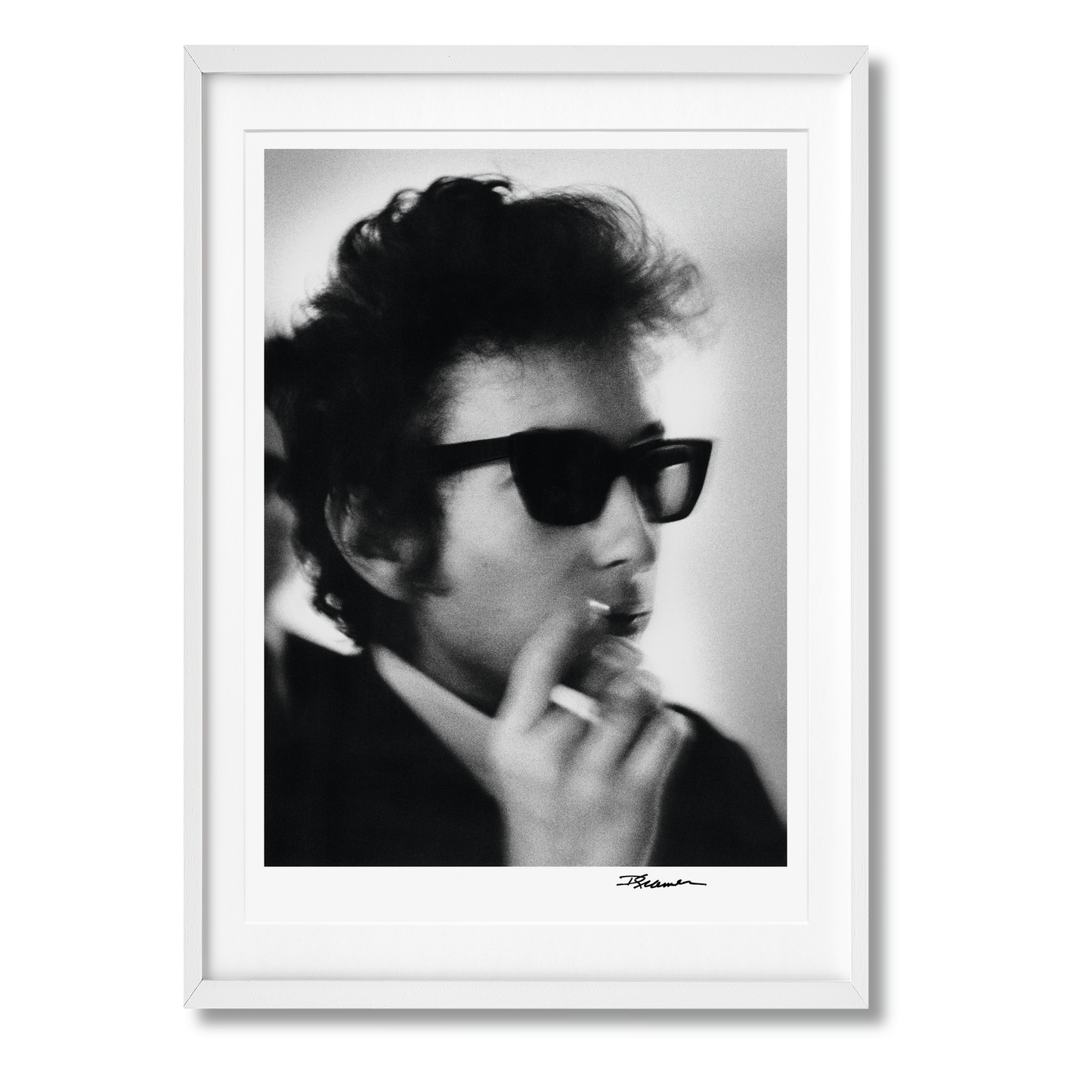Daniel Kramer. Bob Dylan, Art Edition No. 1–100 ‘Bob Dylan with Dark Glasses, NYC’ (German, French, English) (AP)