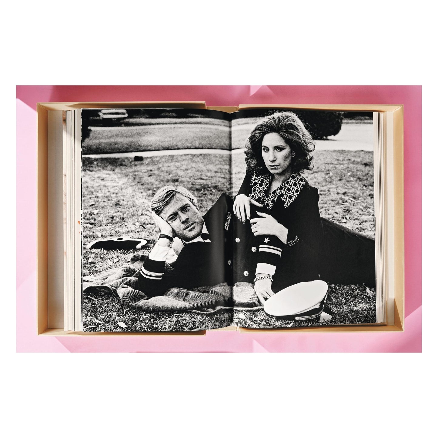 Barbra Streisand. Art Edition No. 1–100, Steve Schapiro ‘Barbra for Harper’s Bazaar’ (German, French, English)