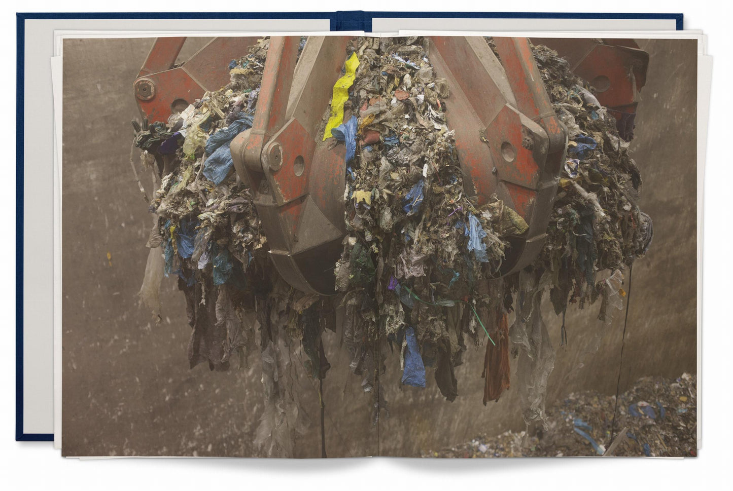 Wolfgang Tillmans. Neue Welt. Art Edition (German, French, English) (SA)