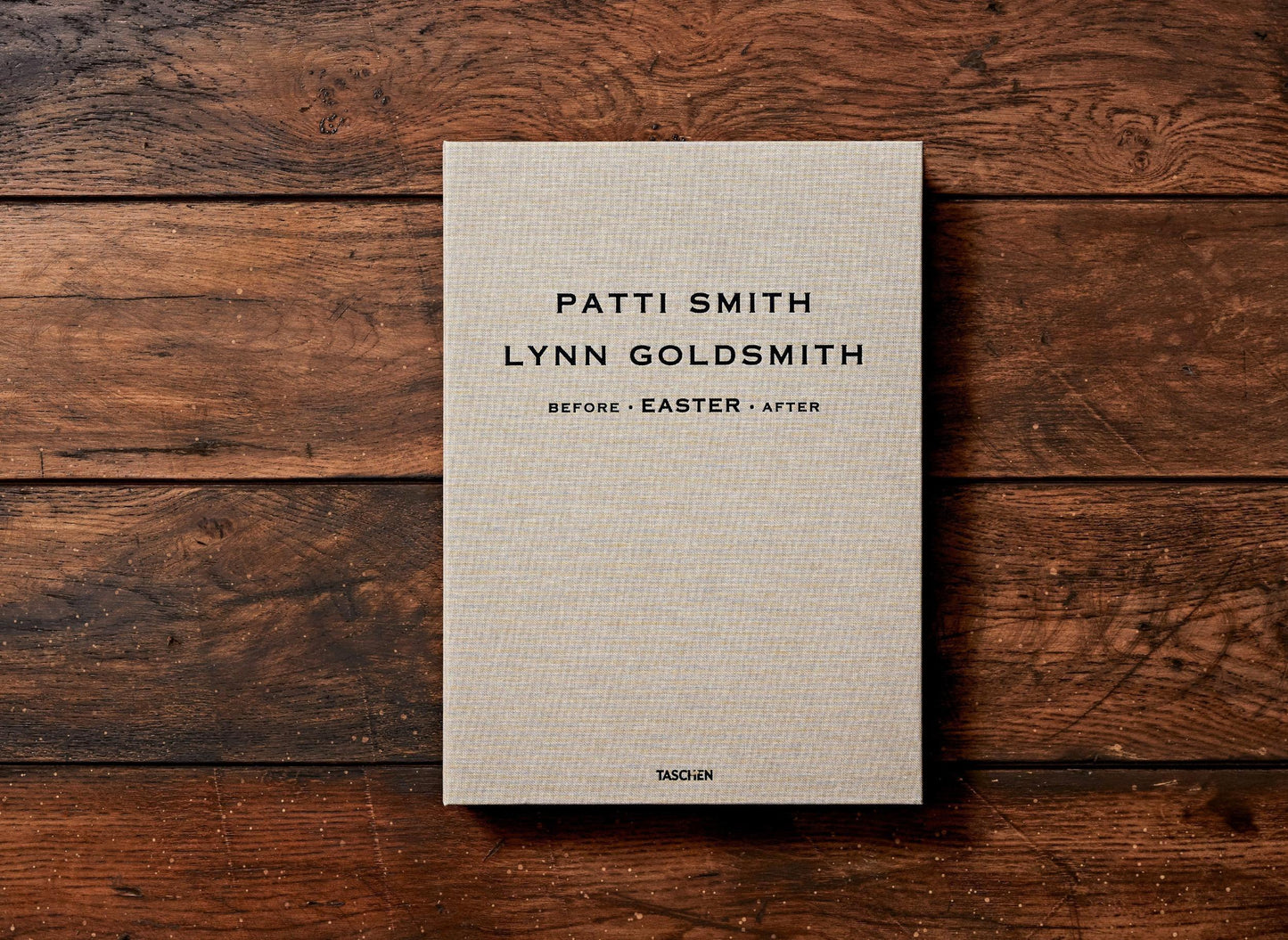 Lynn Goldsmith. Patti Smith. Before Easter After (English) (AP)