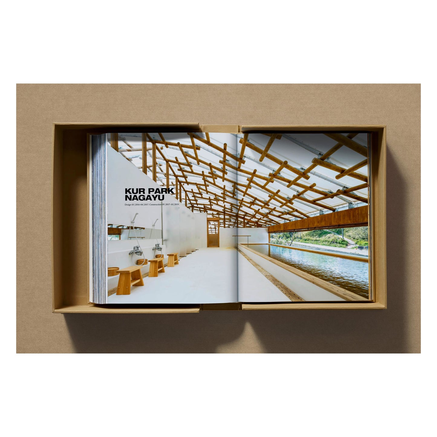 Shigeru Ban. Complete Works 1985–Today. Art Edition ‘Bamboo Gridshell Roof’, 2023 (German, French, English)