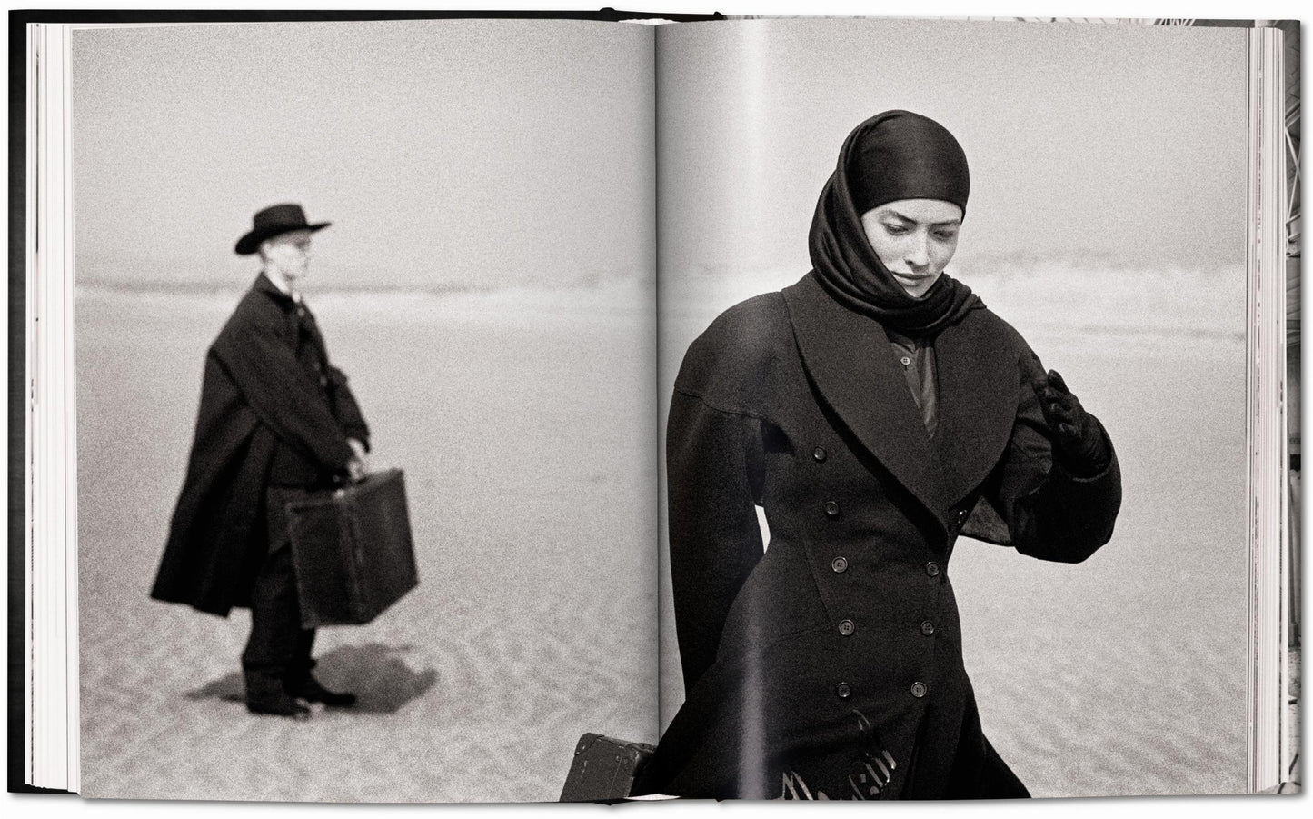 Peter Lindbergh. Azzedine Alaïa (German, French, English)