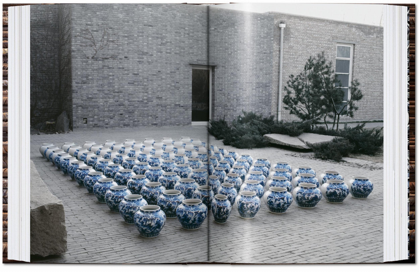 Ai Weiwei. 40th Ed. (German, French, English)