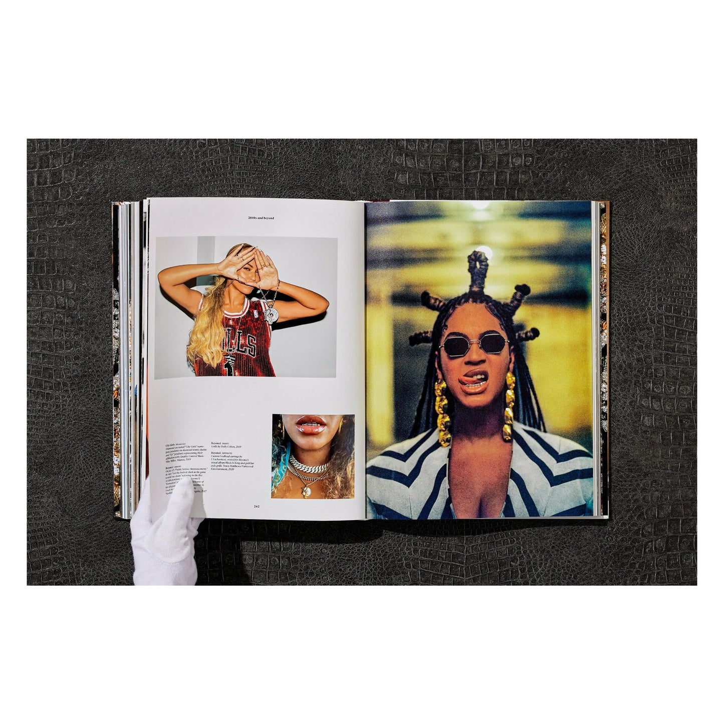Ice Cold. Art Edition No. 1–100. Zach Boisjoly ‘Megan Thee Stallion’ (German, French, English)