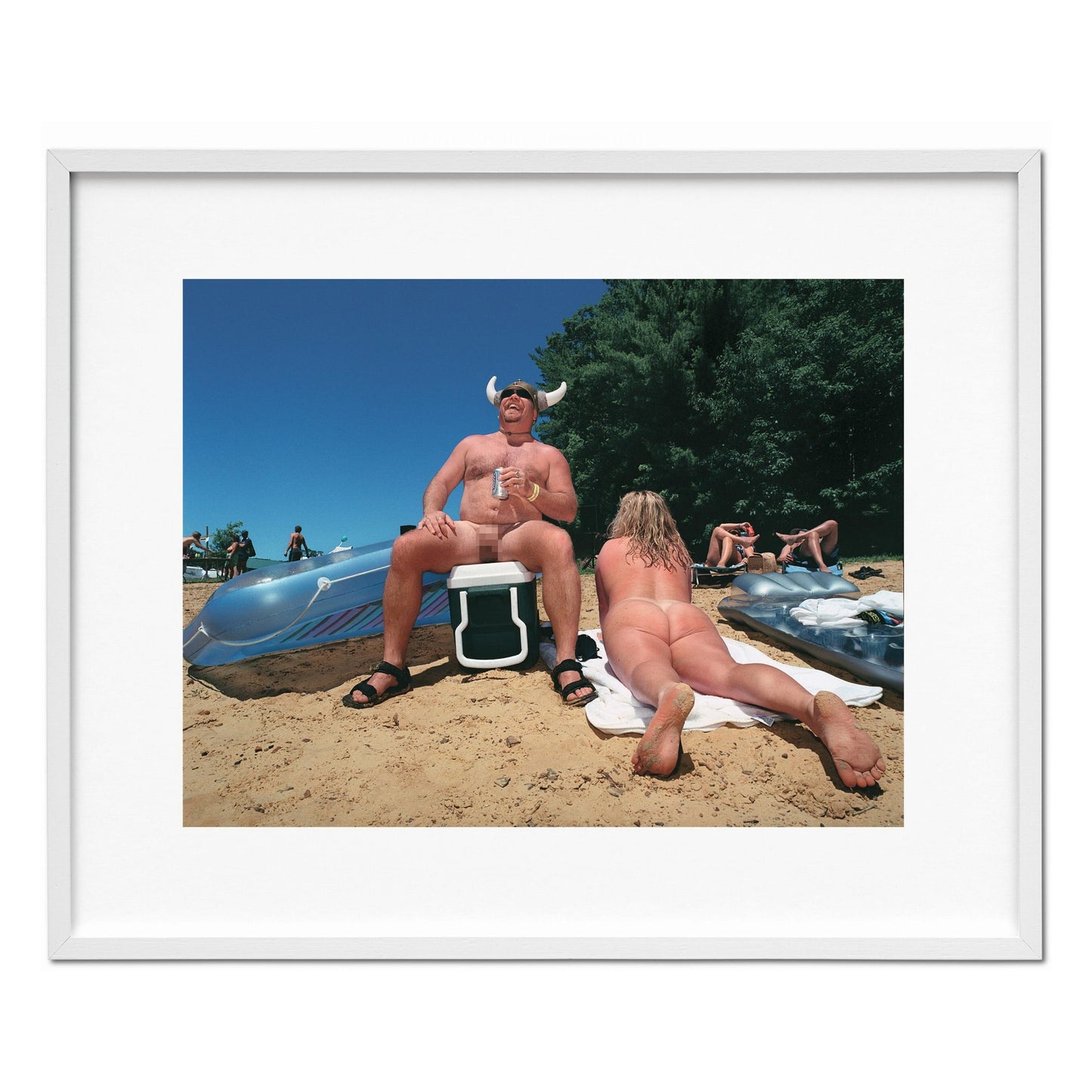 Naomi Harris. America Swings, Art Edition No. 1–50 ‘Viking’ (German, French, English) (AP)