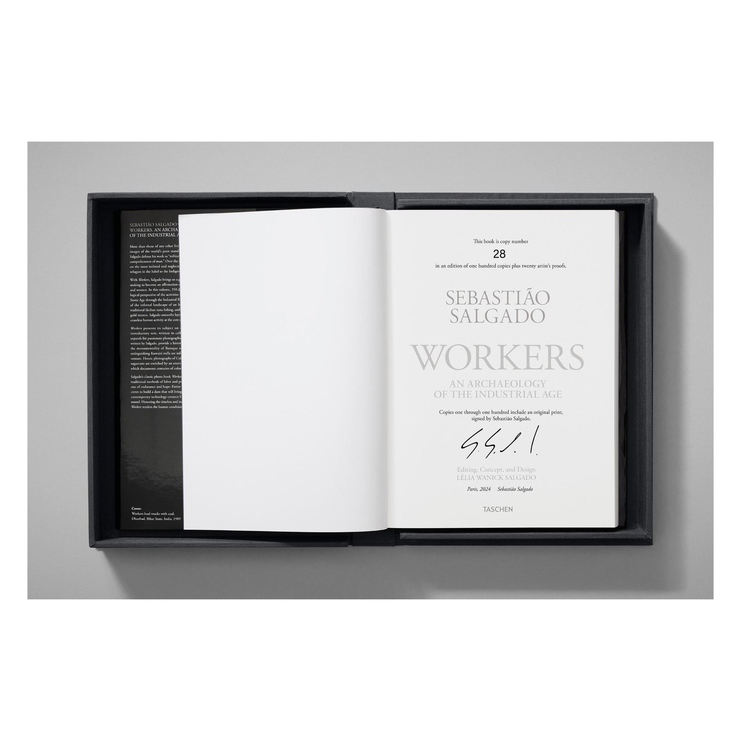 Sebastião Salgado. Workers. Art Edition No. 1–100 ‘Fishermen, Trapani, Italy, 1991’ (English) (AP)