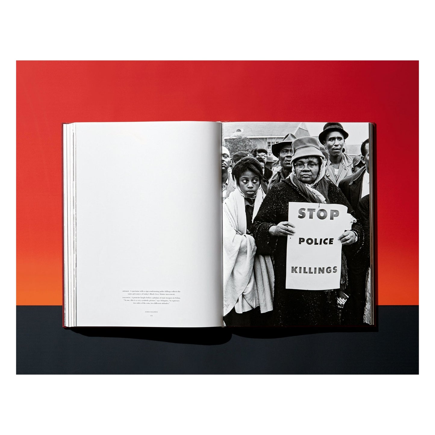 James Baldwin. The Fire Next Time. Photographs by Steve Schapiro (English)