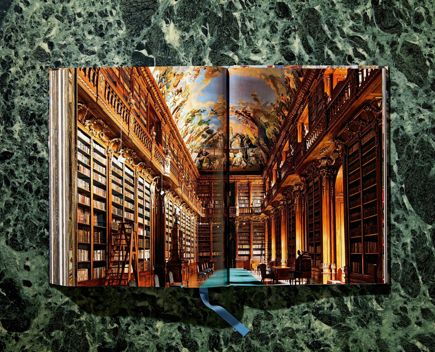 Massimo Listri. The World’s Most Beautiful Libraries (German, French, English)