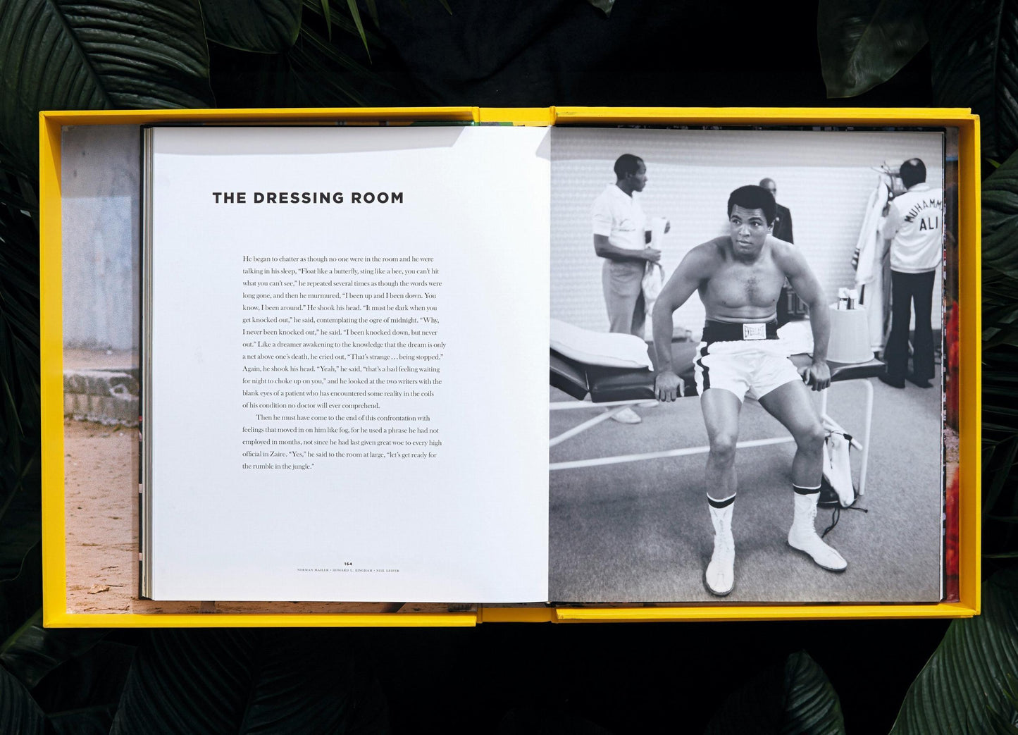 Norman Mailer. N.Leifer. H.Bingham. The Fight, Art Edition No. 126–250, Neil Leifer ‘Ali vs Foreman – Foreman Being Counted Out’ (English) (AP)